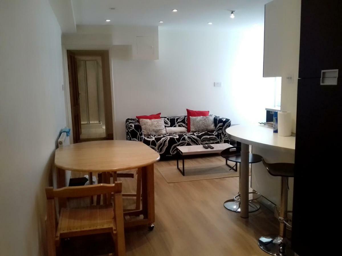 Lovely 1 Bed In Earls Court Apartment ลอนดอน ภายนอก รูปภาพ